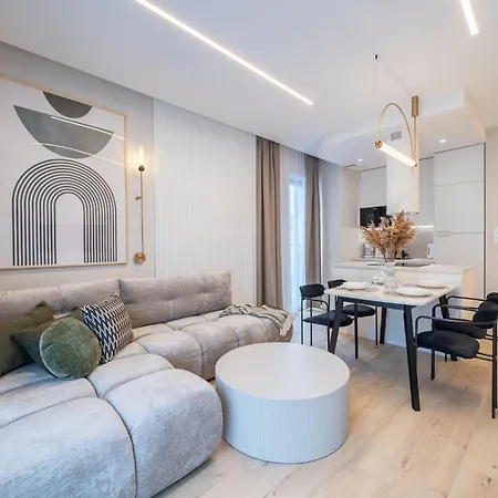 Baltic Park Plaza Lux - Visitopl Apartment