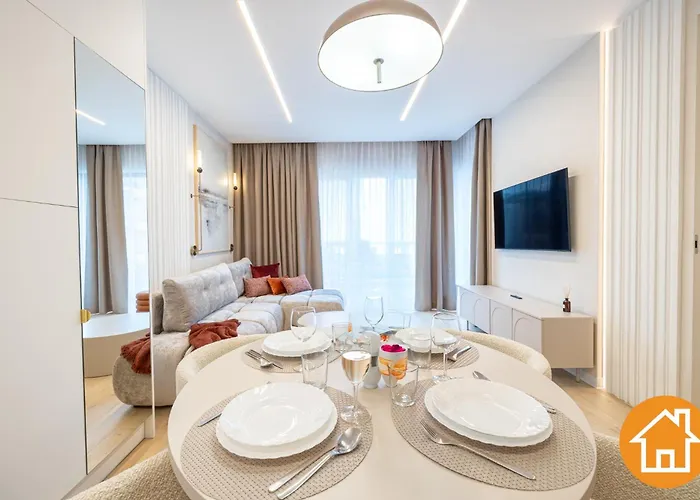 Baltic Park Plaza Lux - Visitopl Lägenhet *